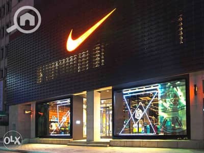 محلات تجارية  للبيع في محطة الرمل، الإسكندرية - محل للبيع في سعد زغلول محطة الرمل مباشرةً مؤجر لتوكيل ملابس عالمي ب110