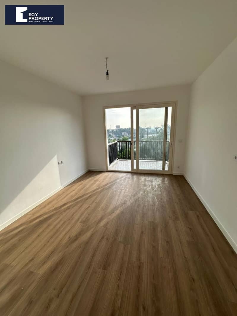 4 _files_WhatsApp Image 2025-10-12 at 1.20. 21 AM. jpeg