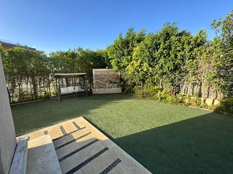 3 WhatsApp Image 2025-10-25 at 22.22. 22 (1). jpeg