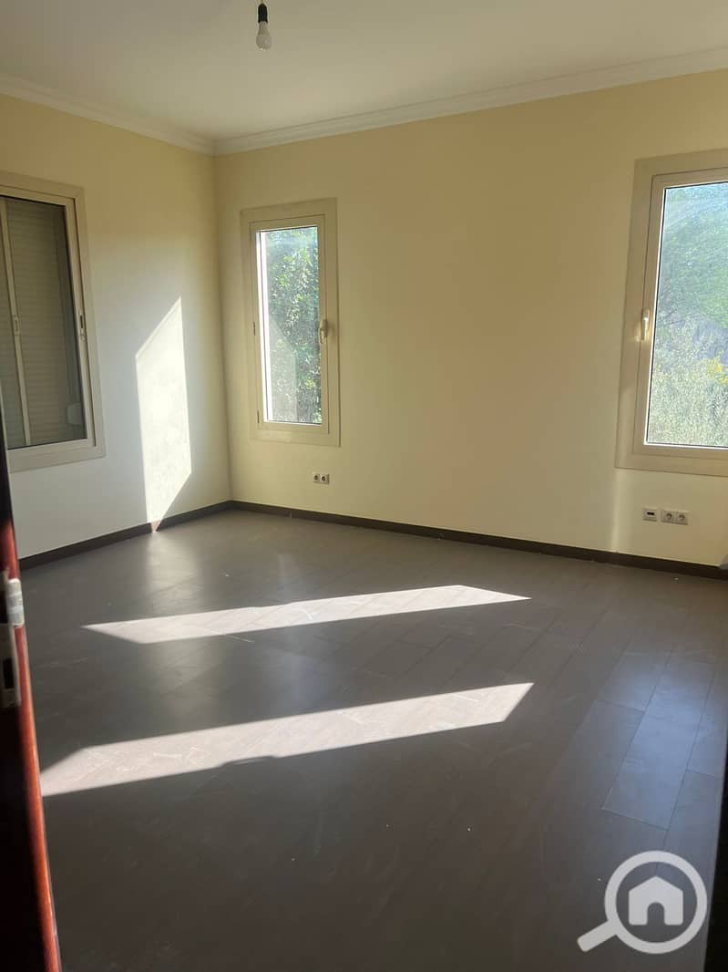 6 WhatsApp Image 2025-10-28 at 10.12. 32 PM (1). jpeg