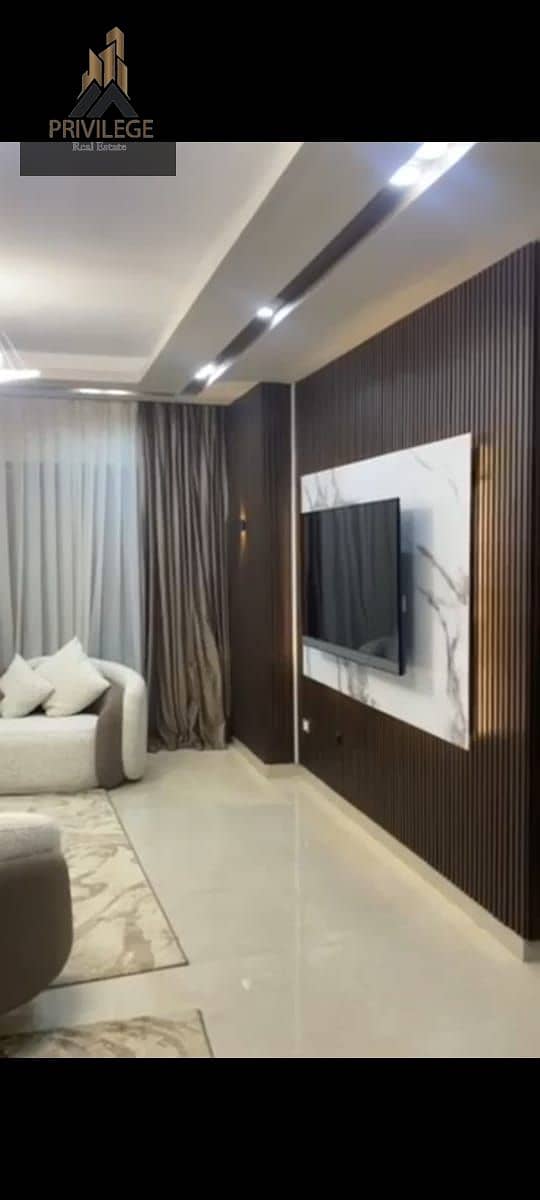 6 WhatsApp Image 2025-10-28 at 23.10. 20. jpeg