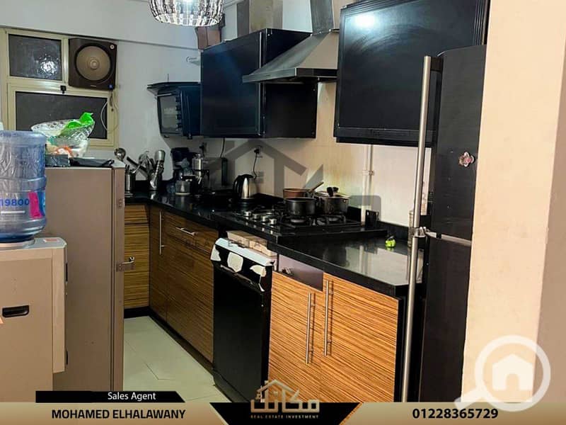 5 ec531fcd-437d-474a-85bd-cb04af8358db. jpg