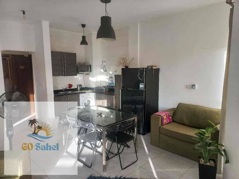 2 51bd082e-085e-40cc-88b0-3c2c1e6ba040. jpg