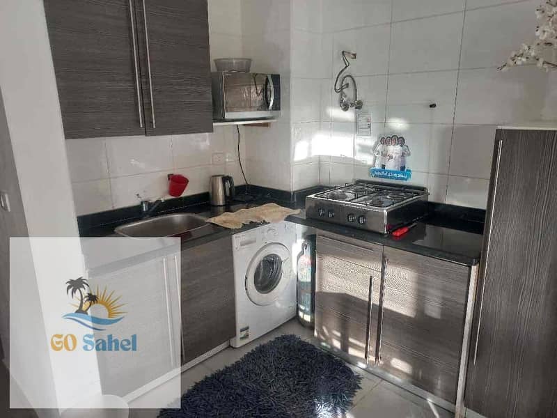 4 831e7cbd-009d-440d-bb56-3f806d453379. jpg