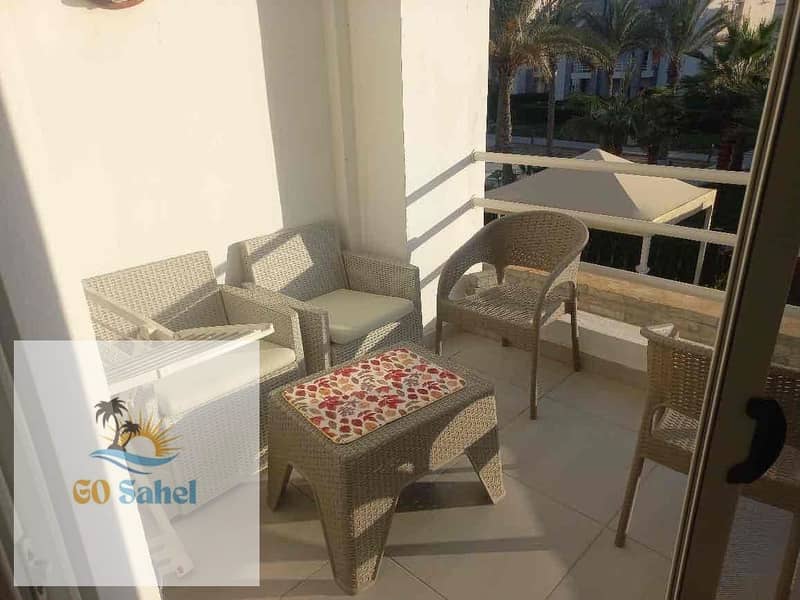 8 93cd1b69-93d6-48d7-ad8f-e57ff8e73a3b. jpg