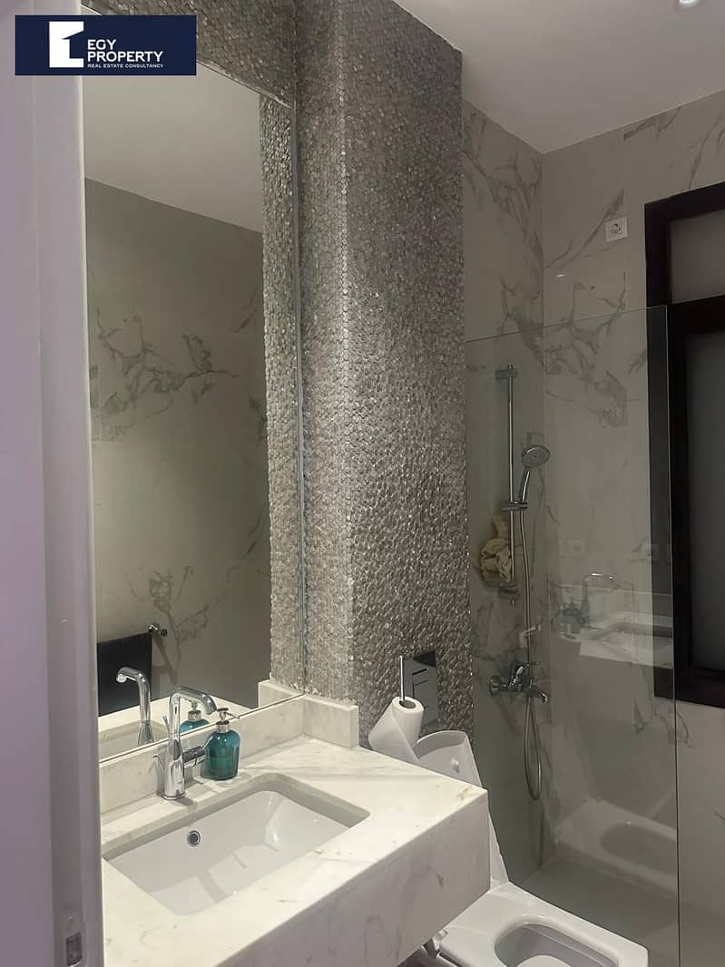 6 _files_0a12c3f7-7883-4100-9ea6-f58e778041ce. jpeg