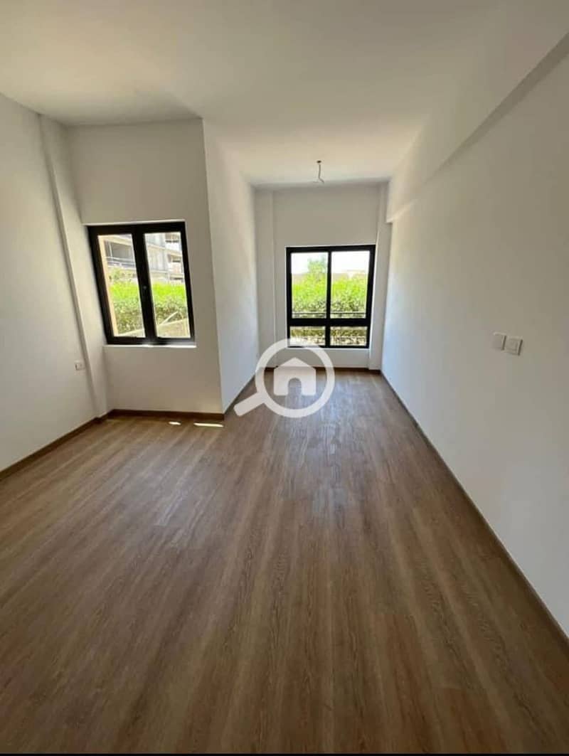 4 527793535_2703807246644810_6660151153174980998_n. jpg