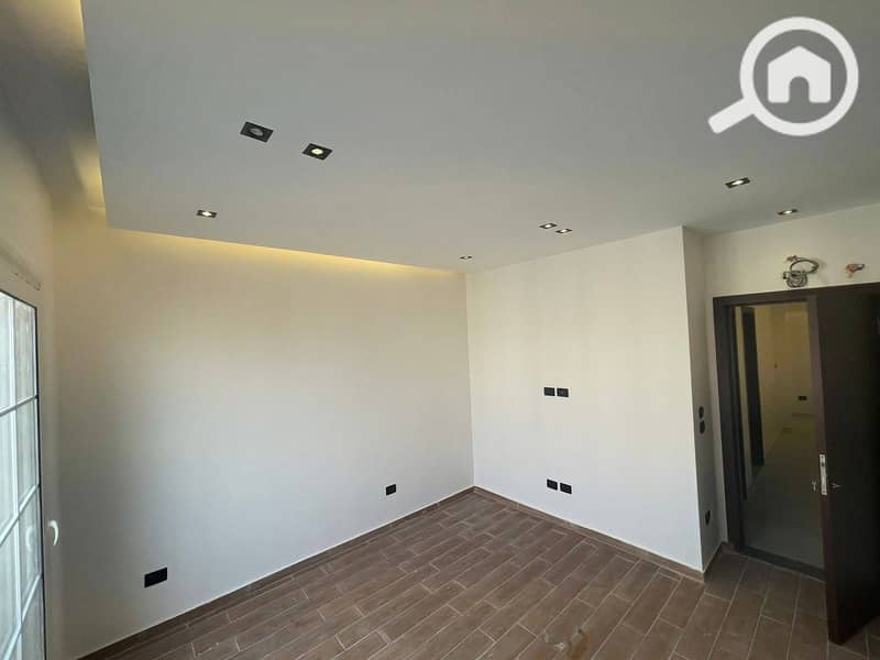 5 482211405_1176376857432849_8151587087498001089_n. jpg