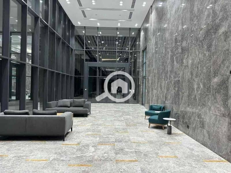 12 9015adac-b40a-4573-ba93-6b6de8db00f8. jpg