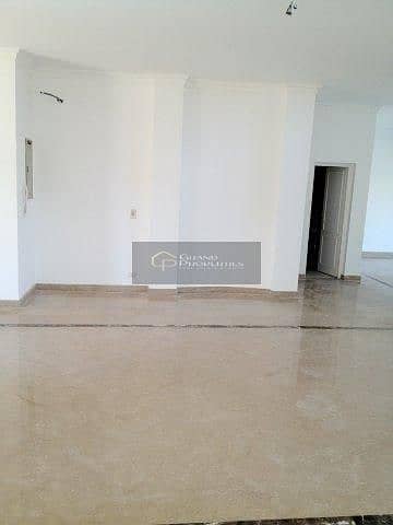 6 4748d8ed-45de-416f-a759-6886729a6573. jpg