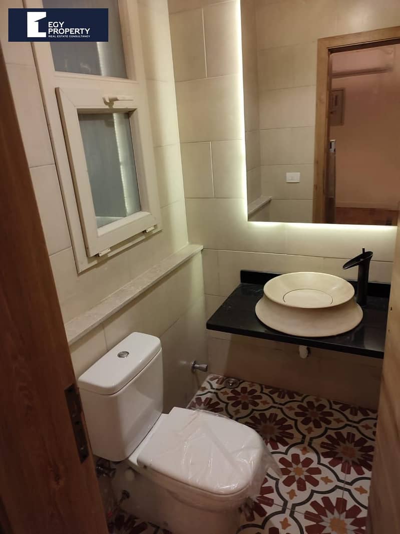 9 _files_WhatsApp Image 2025-10-06 at 12.54. 33_5c00ab4d. jpg