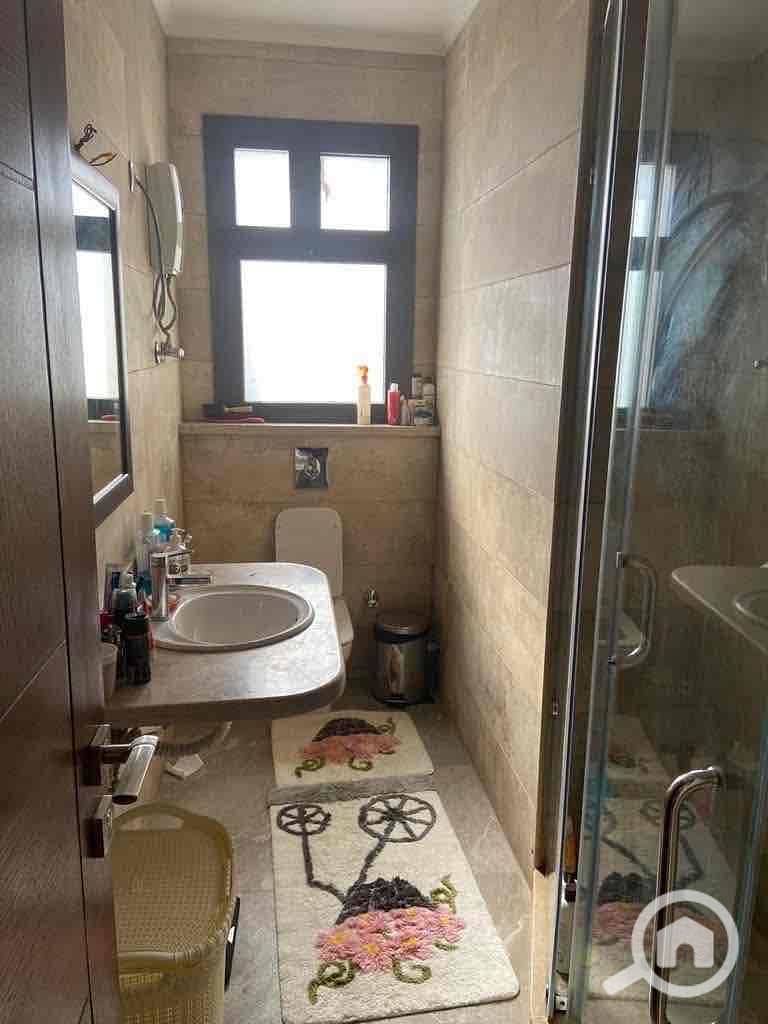 7 9d9fd451-fd6a-4963-87cc-62e7f67fd1c2. jpg