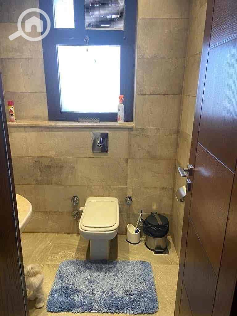 10 55f12033-fb22-4f66-a62a-47ce88d3f174. jpg