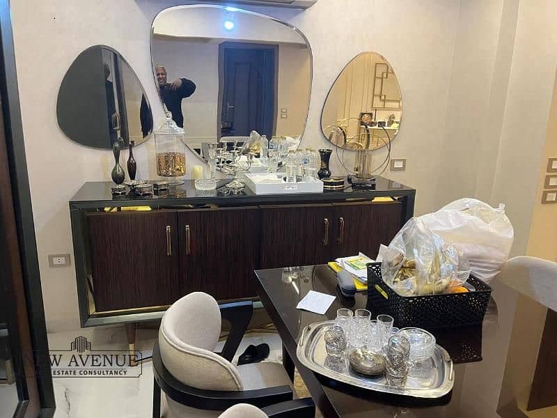 5 WhatsApp Image 2025-10-23 at 1.42. 49 PM. jpg