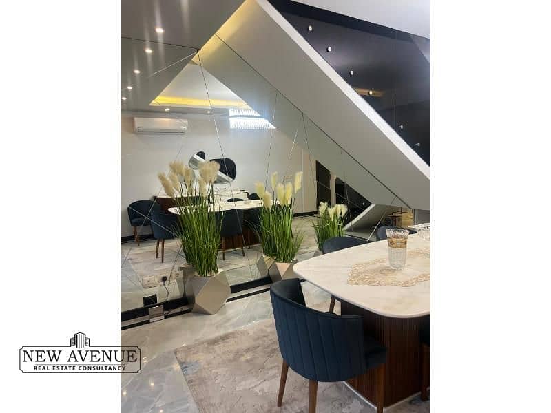 6 WhatsApp Image 2025-10-22 at 12.11. 42 PM (2). jpg