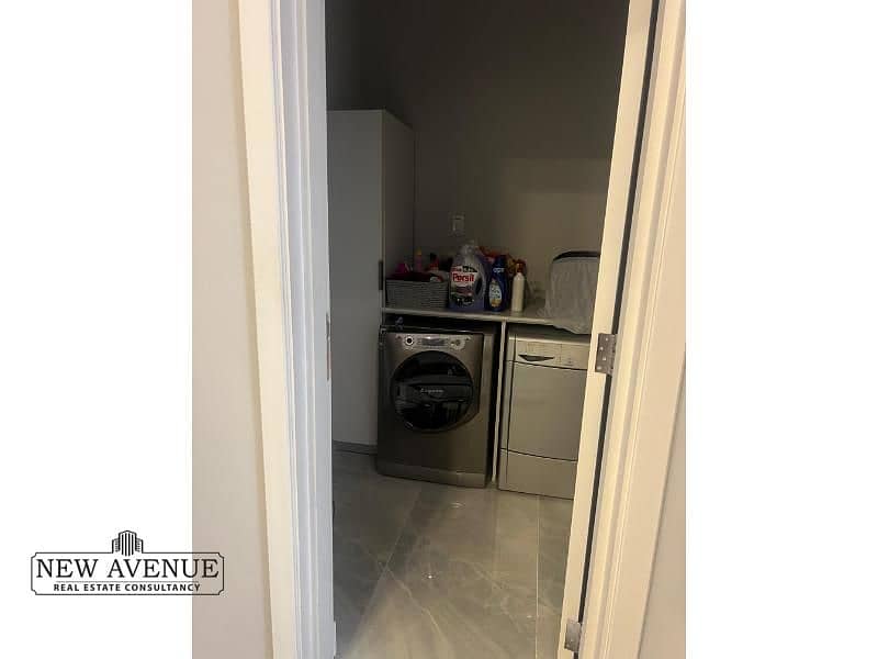 9 WhatsApp Image 2025-10-22 at 12.11. 43 PM (1). jpg