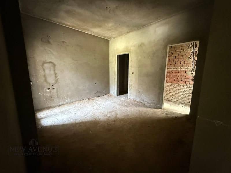 3 WhatsApp Image 2025-10-21 at 6.00. 54 PM. jpg