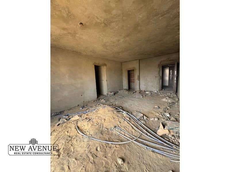 7 WhatsApp Image 2025-10-21 at 6.00. 57 PM. jpg