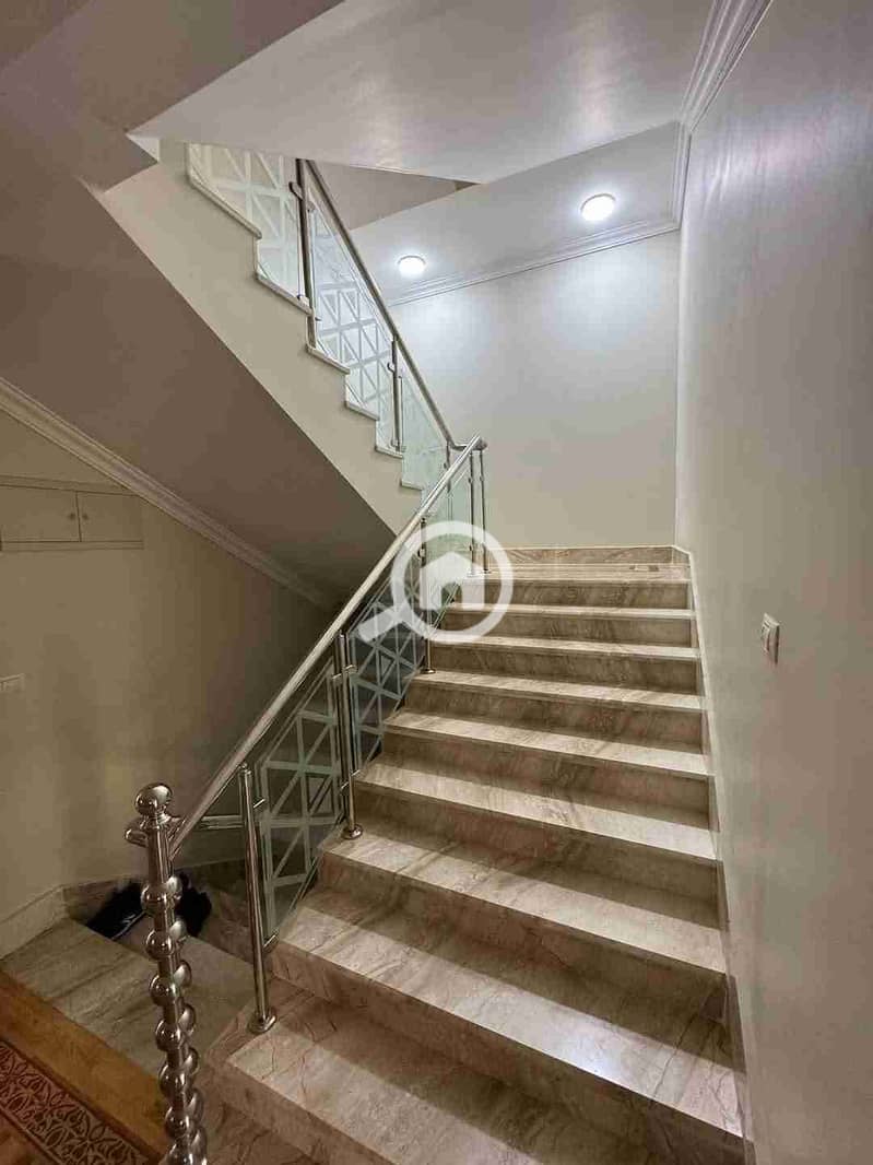 8 FB_IMG_1761660595087. jpg