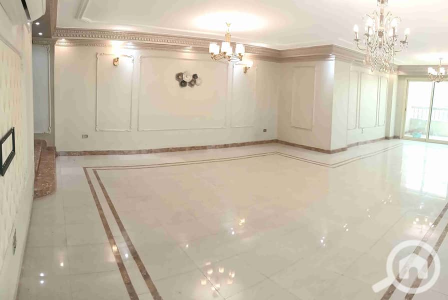 1001567926. heic 1001567926. heic