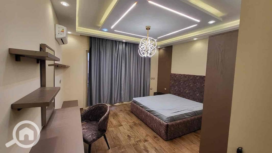 25 3218741a-1e6b-49ed-98db-8c88c44ed03d. jpg