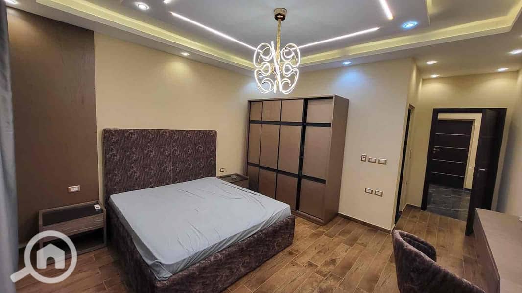 30 72500170-5a97-4bda-9396-311a7e909a0a. jpg