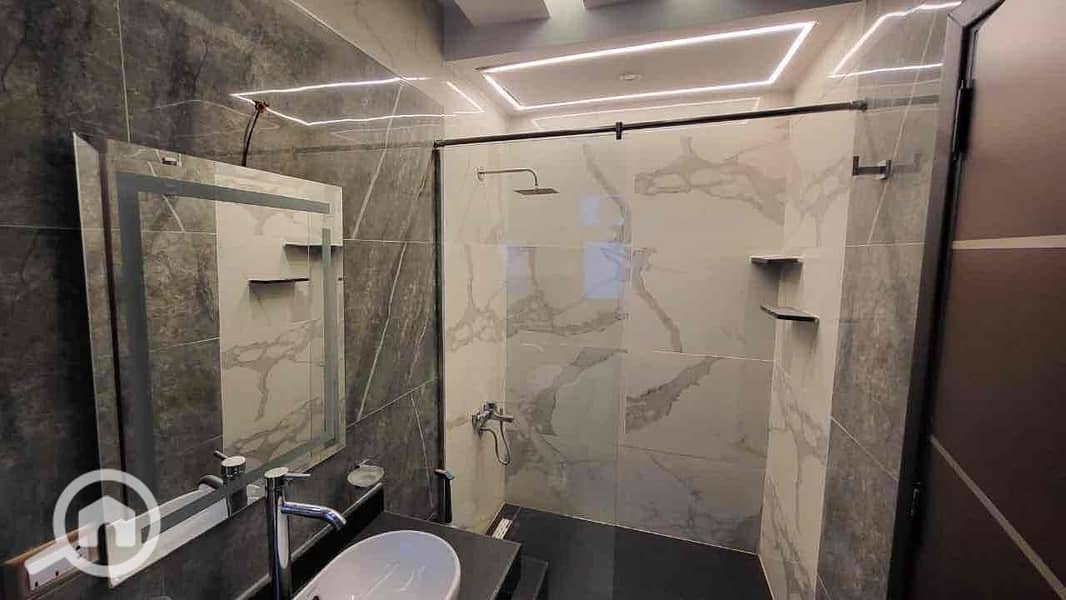 38 c47c8249-c7b7-4d4f-925f-daedaa91bb83. jpg