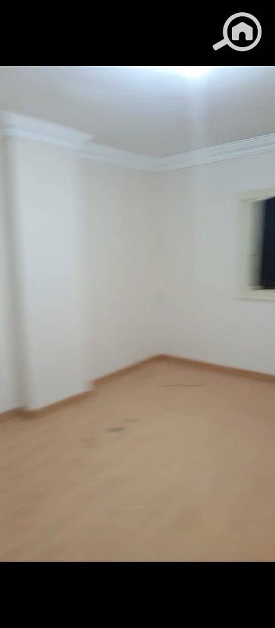 5 c0296ef6-f381-40a2-8cc6-8daaaea21b86. jpeg