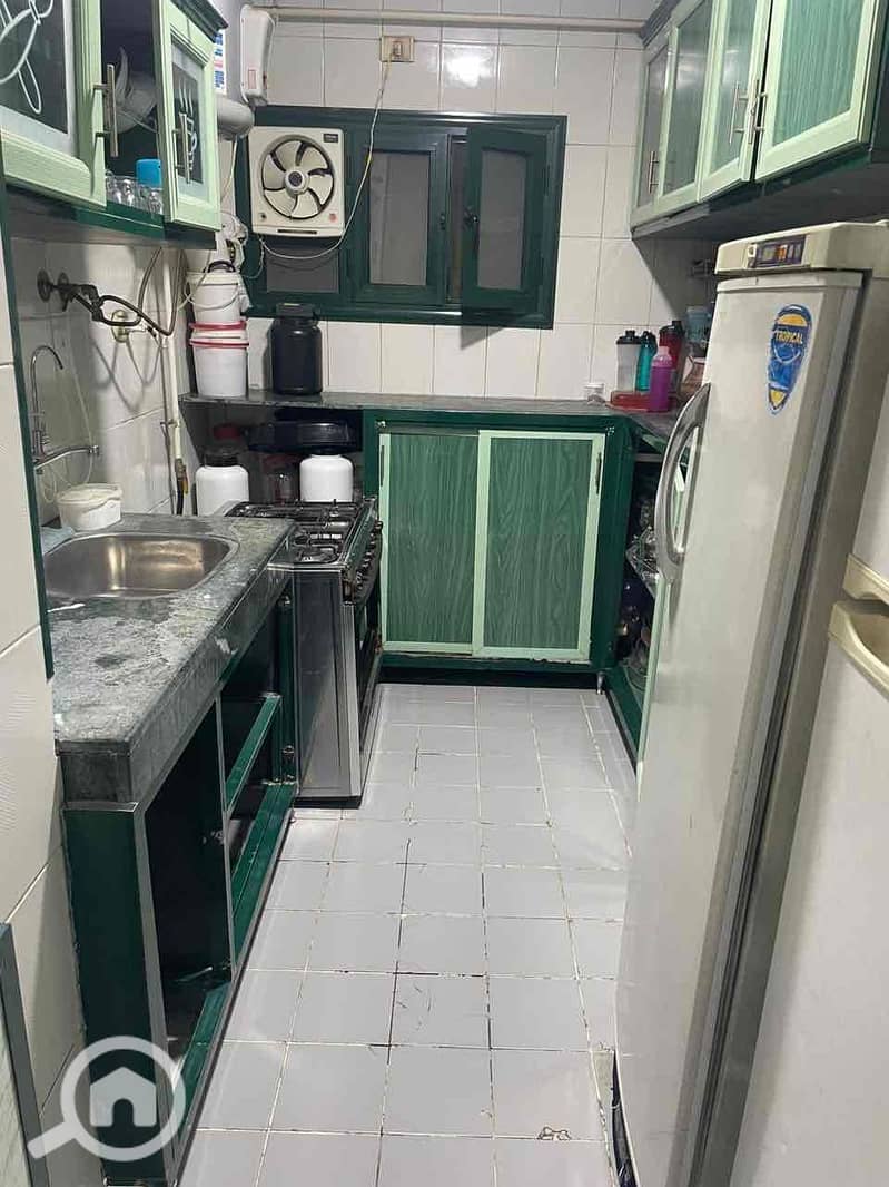 6 7e4b671b-aea6-4d69-9707-8c6f0495bb1b. jpg