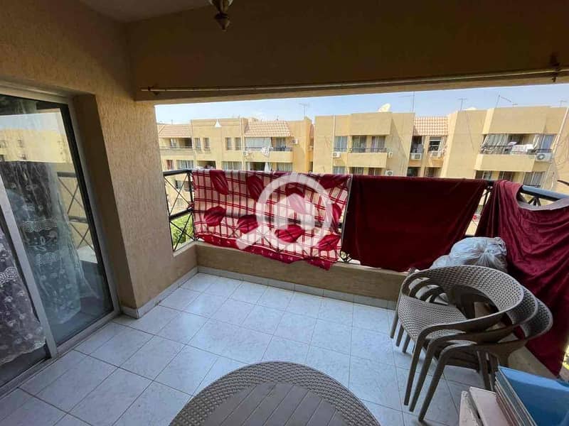 8 81f51ac3-cfa9-49b8-bdda-a4d9321170df. jpg