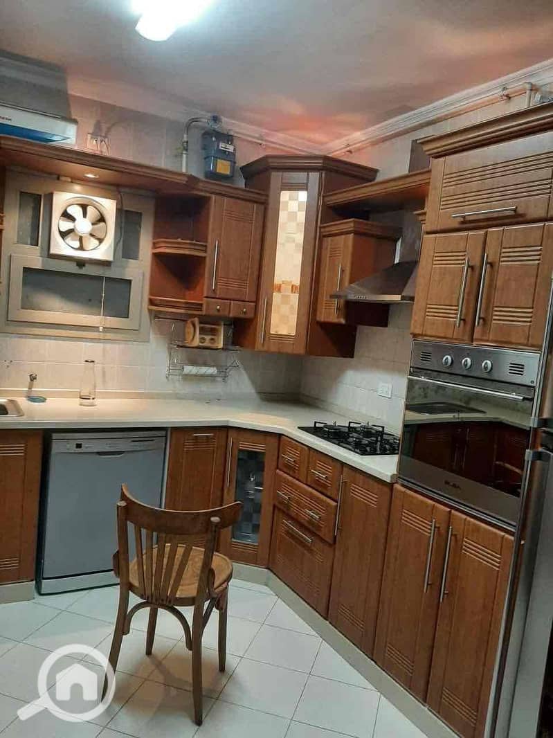 7 b7c7477c-cfab-4283-9e9f-33570e7d25ac. jpg