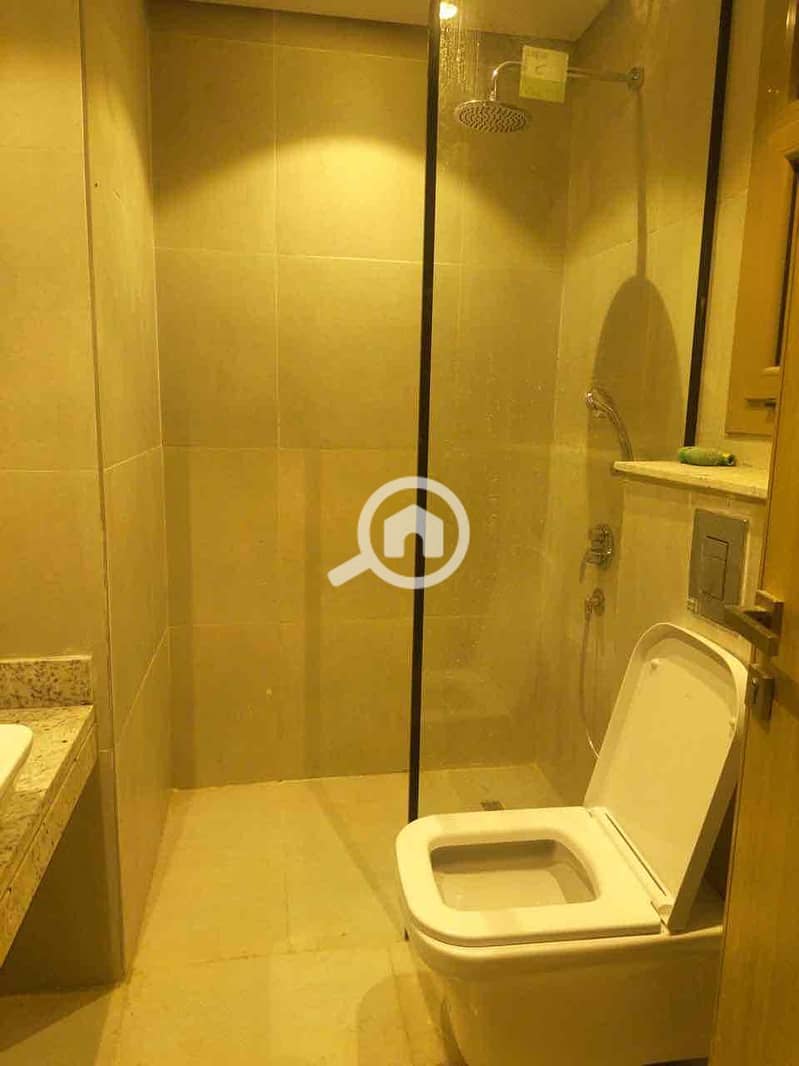 19 af49bf0b-66b0-40fa-93ee-b4b34b01ed54. jpg