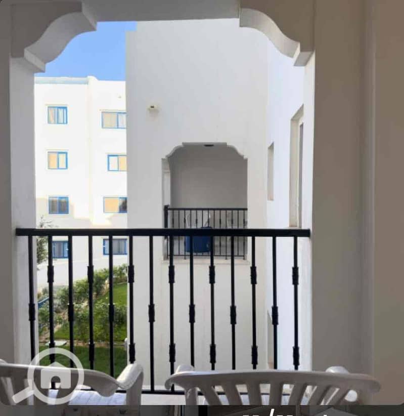 4 089c7633-34be-4721-a04e-9fe6524bc1fb. jpg