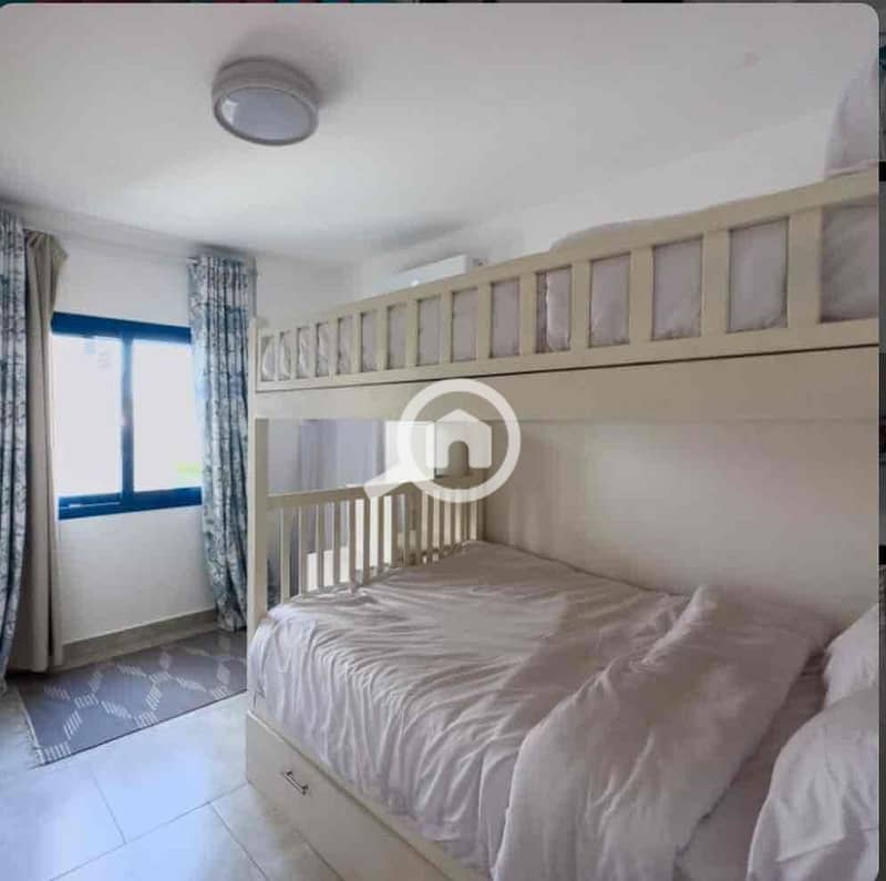 6 04909f96-6d3c-4e6f-b269-c41705bca79b. jpg