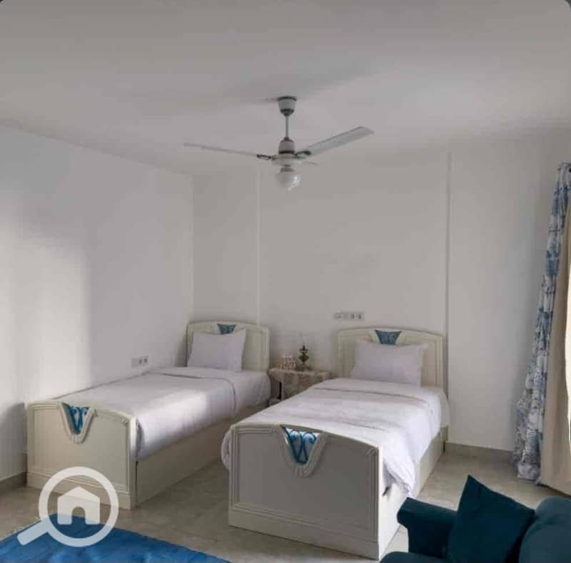 8 075f998e-4de6-4c96-b41e-893c28f332f8. jpg