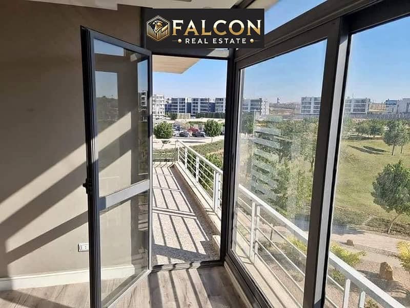 2 c2d42b7d-c604-4e5d-b37c-13e6bdc9d7a4. jpeg