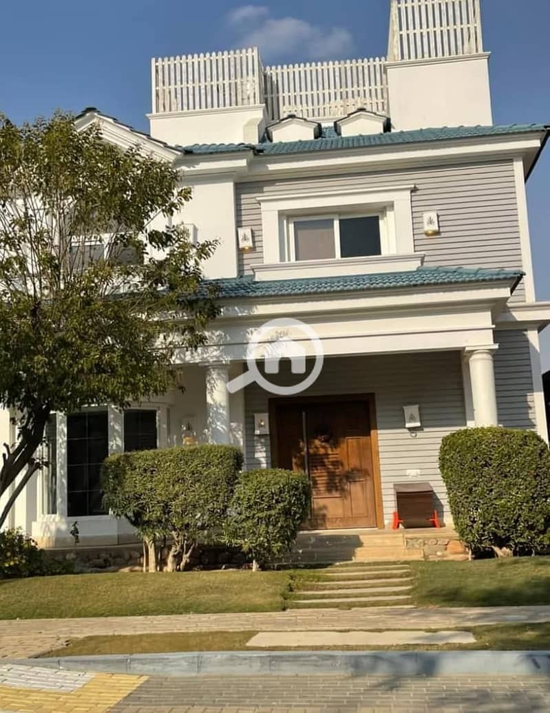 11 474241542_122204367776188913_5886715162228280334_n. jpg