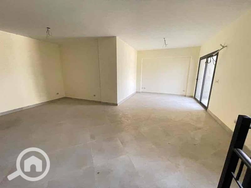 5 f2bcea5f-9bd8-49d2-992b-2f6950d62a43. jpg