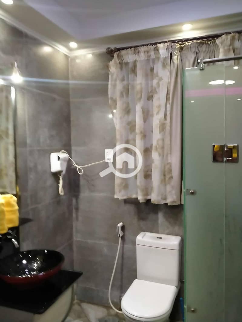 18 WhatsApp Image 2025-10-28 at 23.38. 26 (1). jpeg