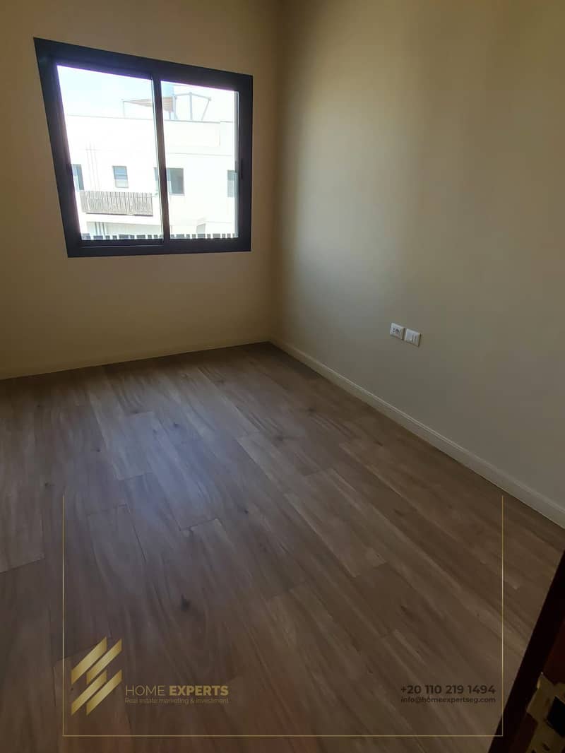 15 7eebb911-db4a-45f4-bd98-385c05aeb44c. jpg