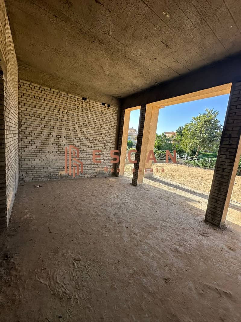 4 U724257 (17). jpeg