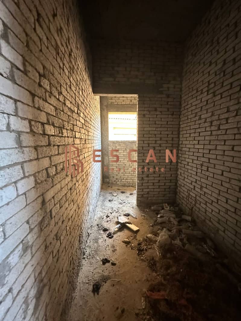 10 U724257 (11). jpeg