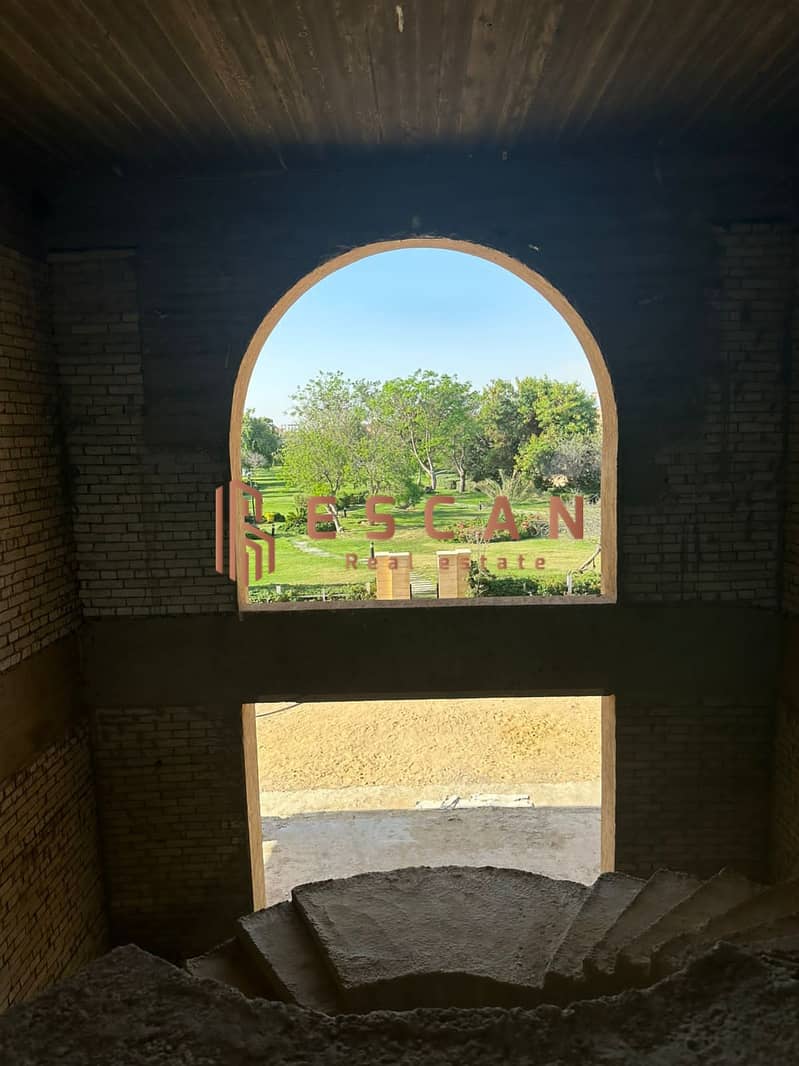 12 U724257 (9). jpeg