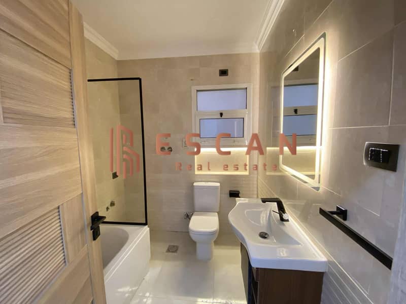 18 U361487 (4). jpeg