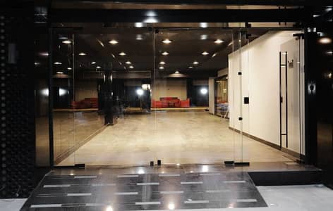 محلات تجارية  للبيع في الدقى، الجيزة - محل تجاري للانشطه الكبرى