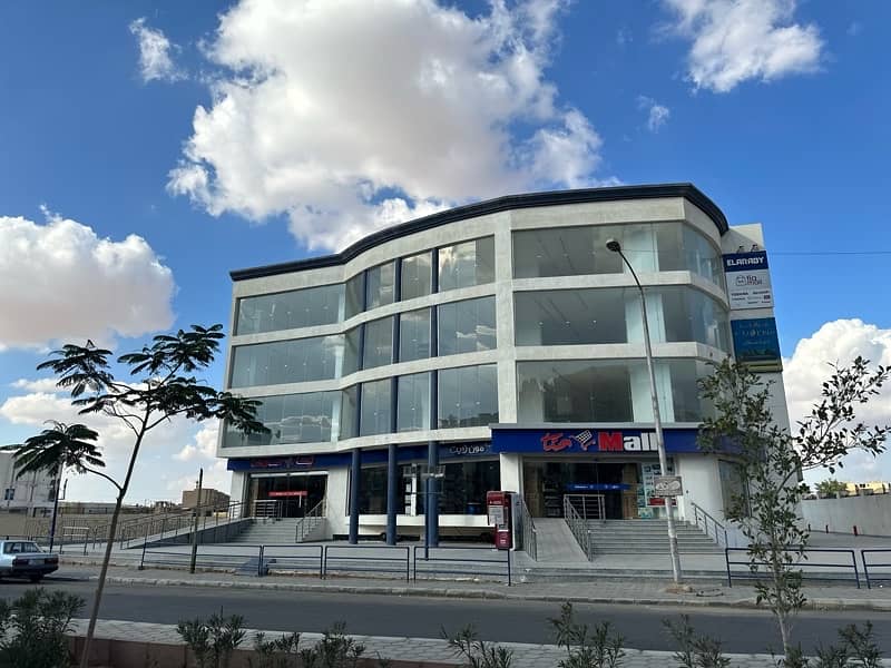 دور كامل في مول تجارى ادارى تجاري و مرخص ومتشطب في قلب ٦ اكتوبر