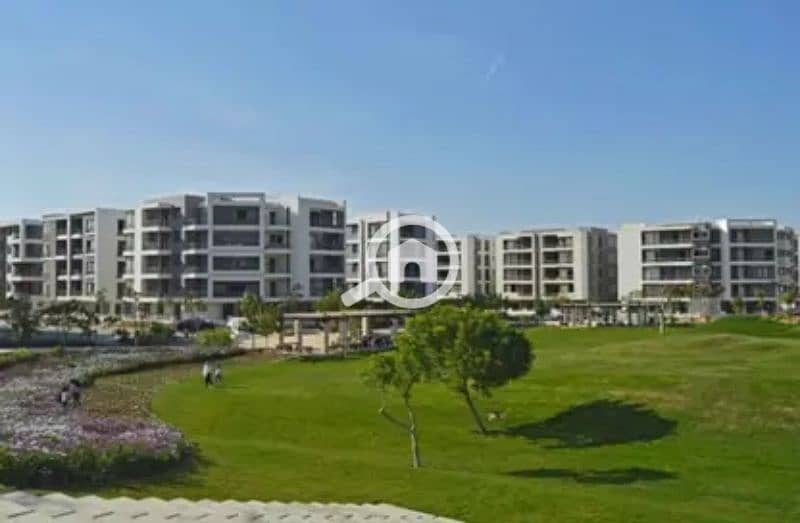 11 8163204-e0653o. jpg