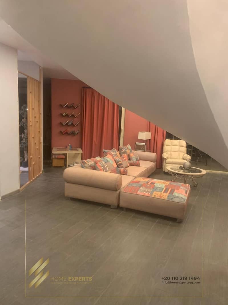 7 a7776eb4-baf2-42eb-afbd-e05bea95c37c. jpg