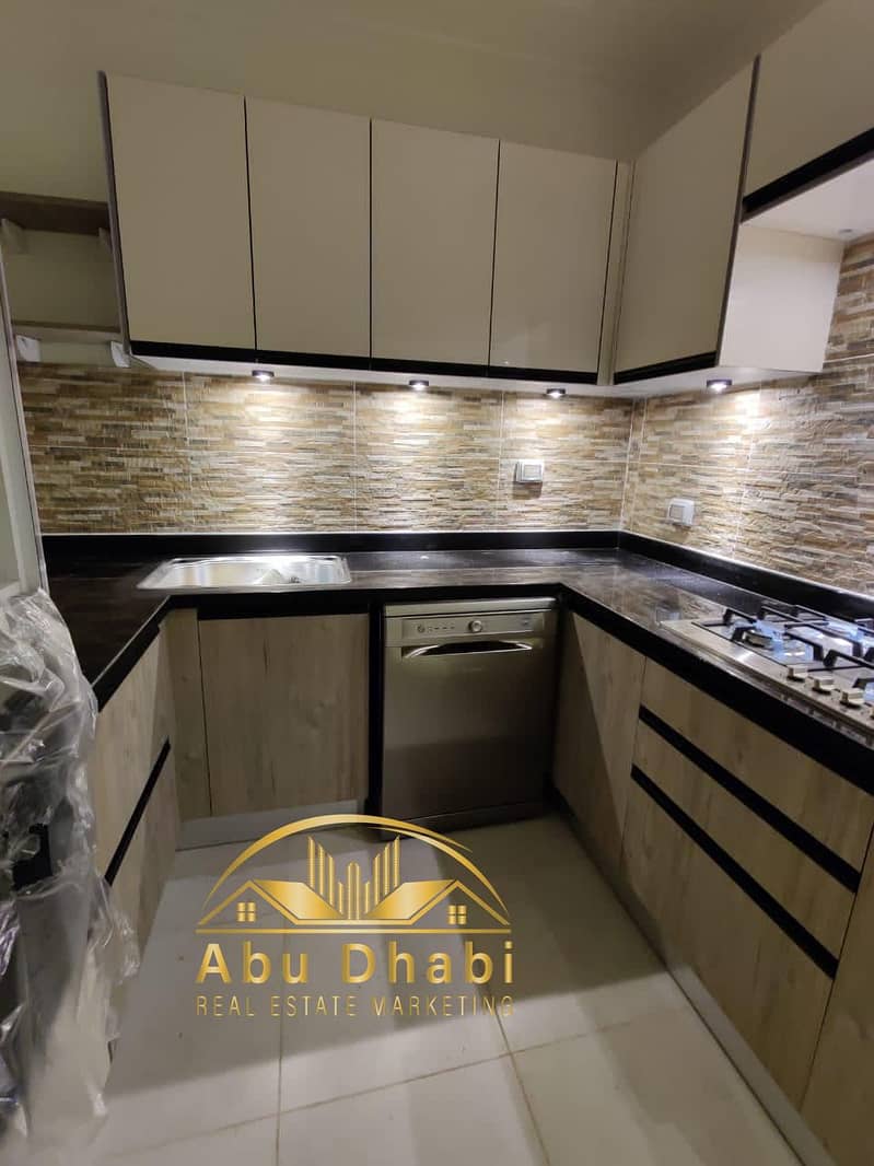 3 a82c0a22-7237-4416-a62f-672537b347bd. jpg