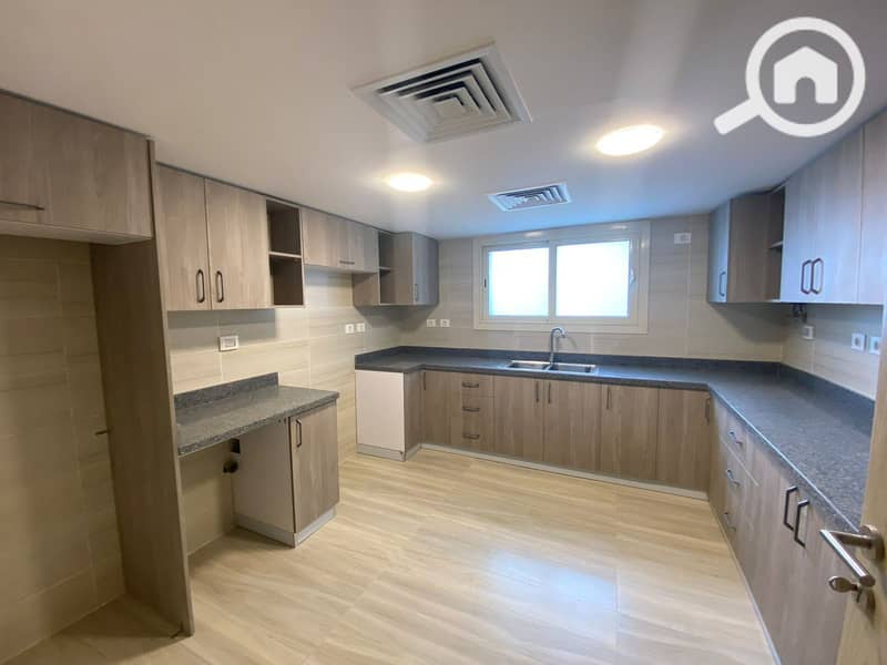 6 WhatsApp Image 2025-10-28 at 11.06. 21 AM (3). jpeg